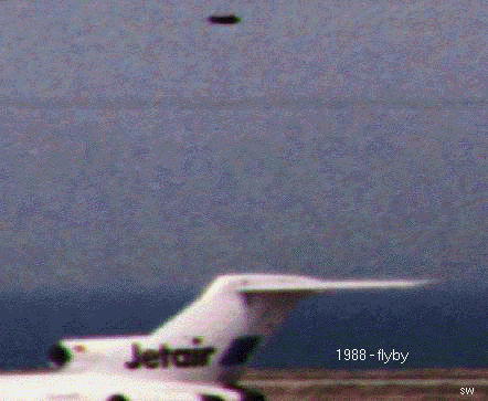 ufo-8.gif (86261 bytes)